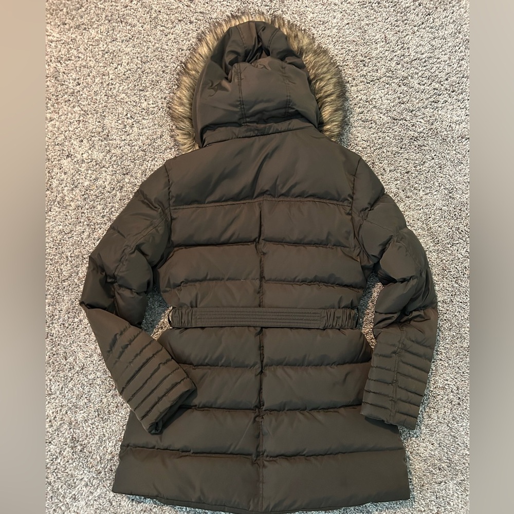 Michael Kors brown winter coat. Size M. Water resistant. Warm! Great condition! - Picture 5 of 8